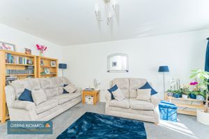 Sitting Room- click for photo gallery